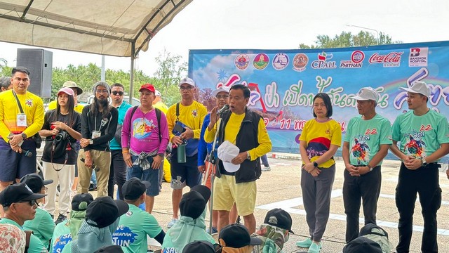 สตูล ปล่อยคาราวานจิตอาสา 500 คนลงเก็บขยะ บนเกาะไข่และจุดต่างๆตามเกาะแก่งในทะเล พบเศษขยะจำนวนมาก