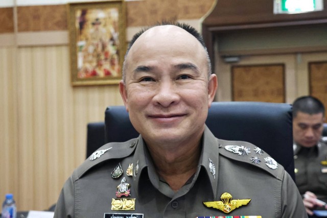 สำนักงานตำรวจแห่งชาติเตรียมพร้อมมาตรการเข้มดูแลประชาชนช่วงเทศกาลตรุษจีน 2568 ทั้งวันจ่าย วันไหว้ วันเที่ยว แนะประชาชนระมัดระวังป้องกันอัคคีภัย และระวังภัยออนไลน์ “อั่งเปาทิพย์”