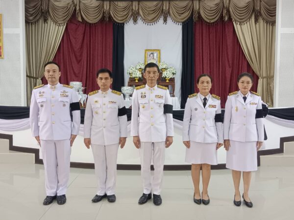 เชียงราย พิธีถวายน้ำสรงพระบรมศพ เบื้องหน้าพระฉายาลักษณ์สมเด็จพระนาง