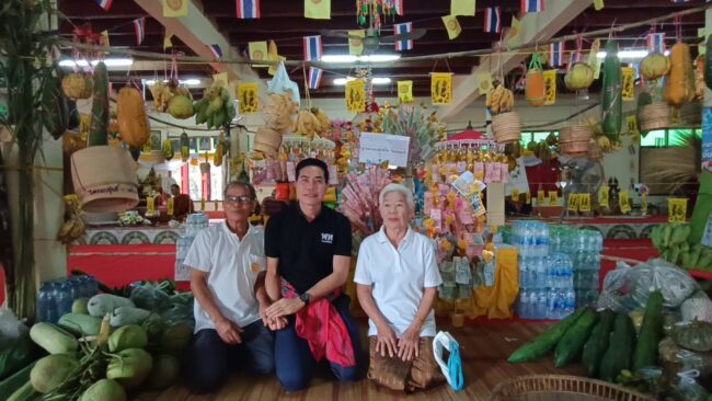 สีสันการเมืองจ.ยโสธร โอเล่”เปลี่ยนสีเสื้อสังกัดพลังประชารัฐ”จูดี้”เสียบเพื่อไทย ส.ส.เตี้ย”ไปซบไหล่ภูมิใจไทย