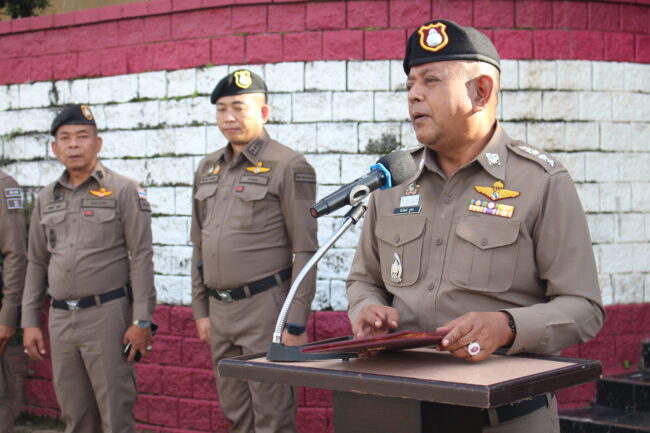 อ.เบตงปล่อยแถวระดมกวาดล้างอาชญากรรมช่วงเทศกาลลอยกระทง 2568 ด้านเทศบาลเมือง