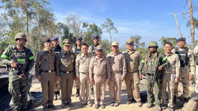 จังหวัดสุรินทร์ นายกรัฐมนตรีลงพื้นที่จังหวัดสุรินทร์ ตรวจเยี่ยมและให้กำลังใจกำลังพลป้องกันชายแดน