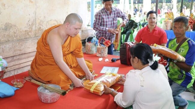 จันทบุรี-ร่วมสักการะไหว้ขอพร พระพุทธรูปศักดิ์สิทธิ์ ในพระอุโบสถเก่า อายุ 175 ปี ณ วัดวังหิน