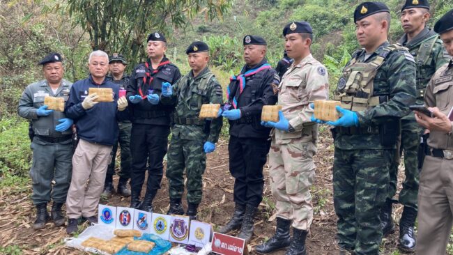 จังหวัดเชียงใหม่ ปะทะชายแดนทิ้งยาบ้าหนีรอด