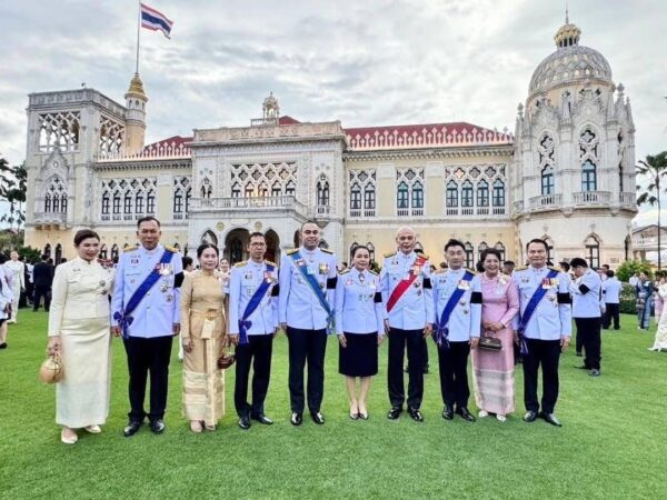 อำนาจเจริญ ผู้ว่าราชการจังหวัดพร้อมนายกเหล่ากาชาดจังหวัดอำนาจเจริญ ร่วมงานสโมสรสันนิบาตเฉลิมพระเกียรติ