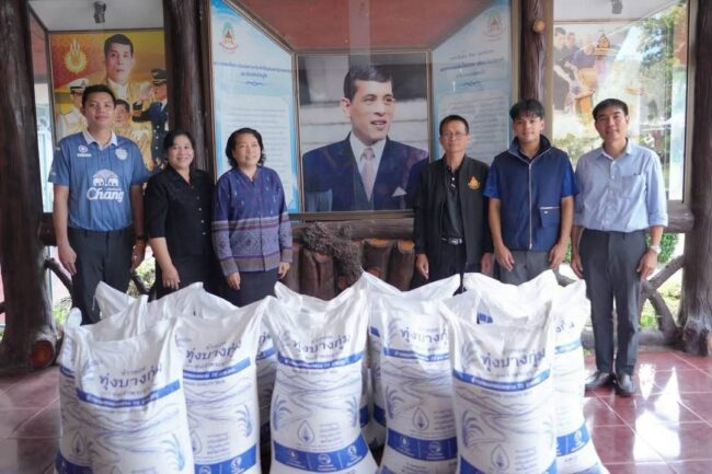 อำนาจเจริญ “รมต.สุขสมรวย วันทนียกุล มอบส่งต่อข้าวหอมมะลิคุณภาพดีสิ่งดี ๆให้คนชาวอำนาจเจริญ