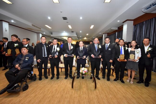 สมาคมสื่อสร้างสรรค์เพื่อสังคม ผนึกกำลัง 10 องค์กรสื่อ มอบโล่เกียรติคุณ “คนดีของแผ่นดิน ครั้งที่ 3” เชิดชู 86 บุคคลและองค์กรต้นแบบแห่งปี 2569