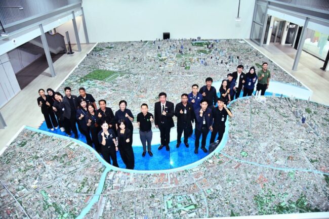 รัฐสภา ศึกษาดูงานสวนเบญจกิติ ถอดบทเรียนกรุงเทพมหานคร มุ่งปักธงขับเคลื่อนองค์กรสู่ Net Zero ปี 2032