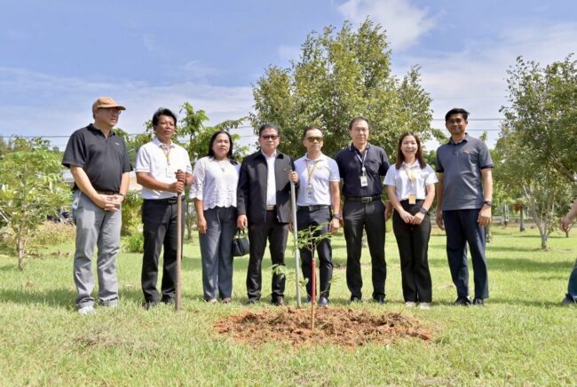 ประจวบคีรีขันธ์ครบรอบ 10 ปีโรงไฟฟ้าพลังงานแสงอาทิตย์ทับสะแก กฟผ.จัดพิธีทำบุญมอบทุนการศึกษาแก่เยาวชนในพื้นที่