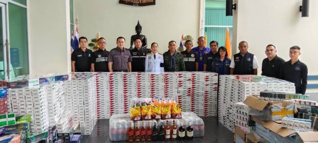 ประจวบคีรีขันธ์เปิดปฏิบัติการพิทักษ์คีรีขันธ์ สนธิกำลังสกัดสินค้าเถื่อน ยึดของกลางทะลุ 37 ล้านบาท